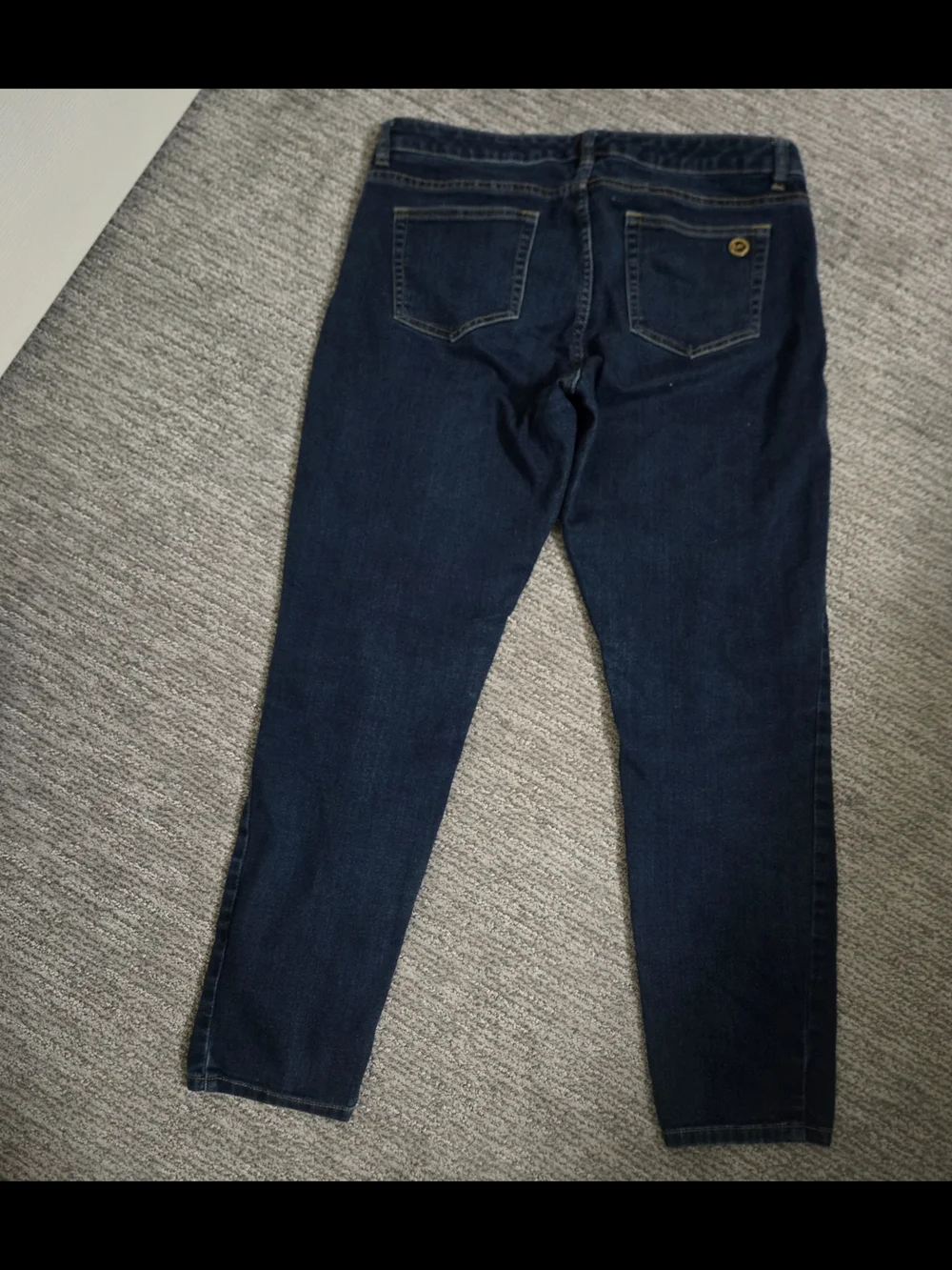 Michael Kors Women's Dark Blue Denim Jeans with Gold Hardware